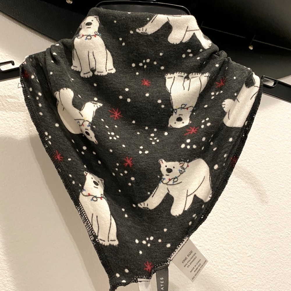 Jaclyn Intimates Xmas/Winter Polar Bear Bandana for Dogs/Pets - M/L